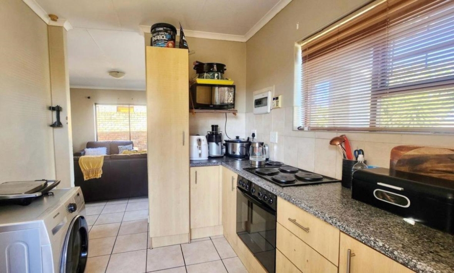 2 Bedroom Property for Sale in Campher Park Eastern Cape